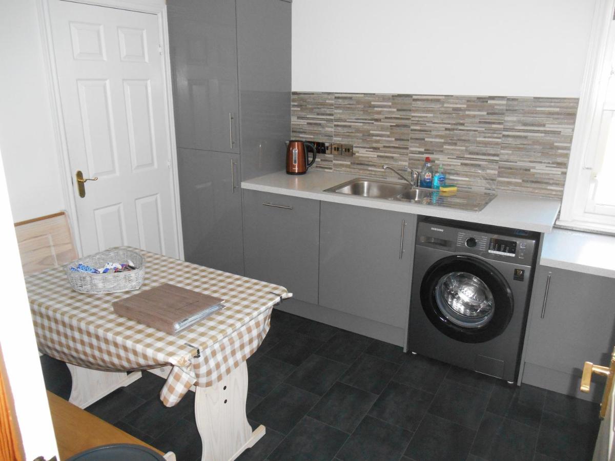 The View Deer Park Luxury Apartment エディンバラ エクステリア 写真