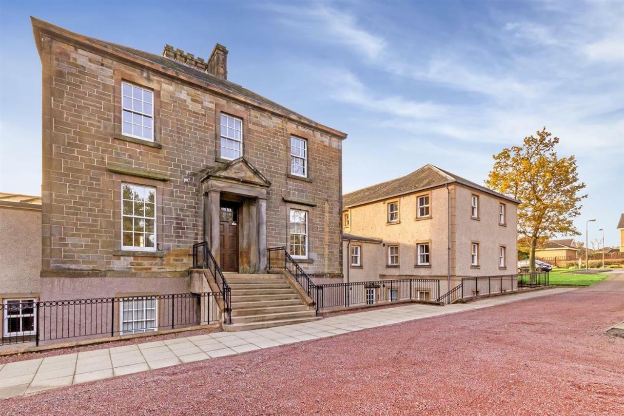 The View Deer Park Luxury Apartment エディンバラ エクステリア 写真