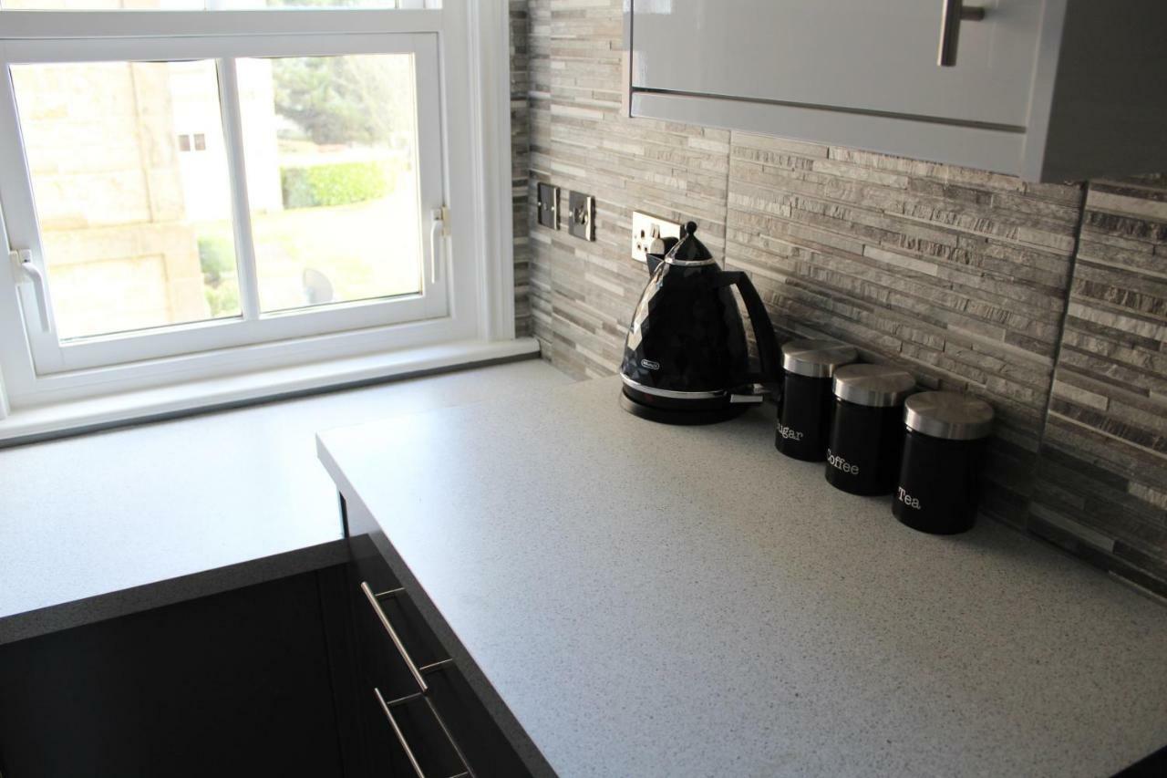 The View Deer Park Luxury Apartment エディンバラ エクステリア 写真