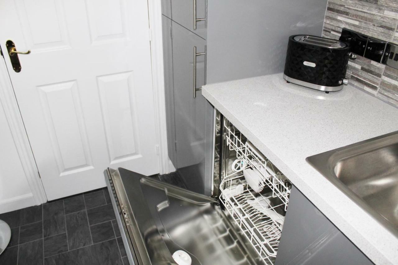 The View Deer Park Luxury Apartment エディンバラ エクステリア 写真